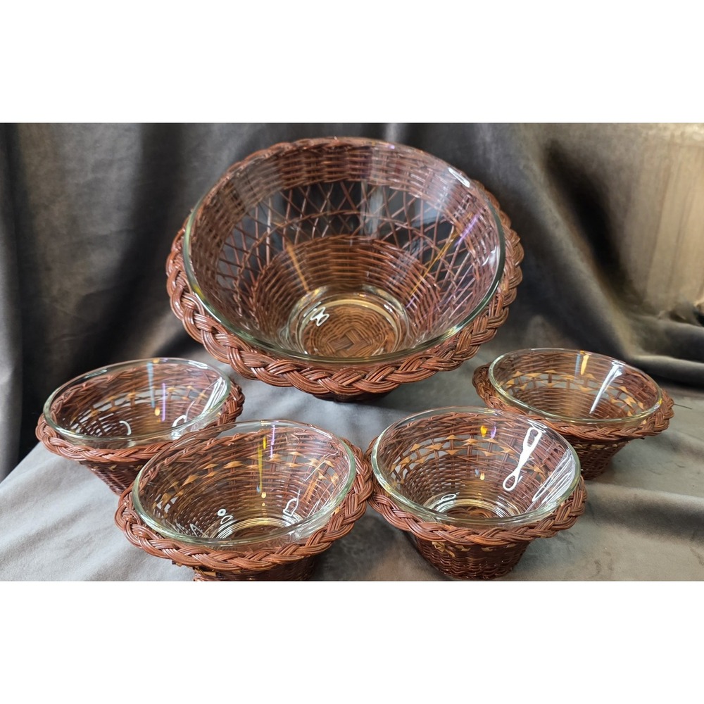 Anchor Hocking Wicker/Glass Bowl Set Vintage